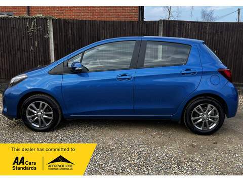 Toyota Yaris 1.0 SE Hatchback 5dr Petrol Manual Euro 6 (66 ps)