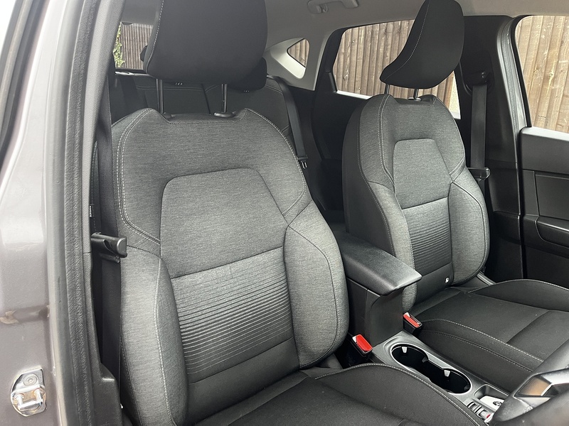 Renault Captur TCe Iconic - U267