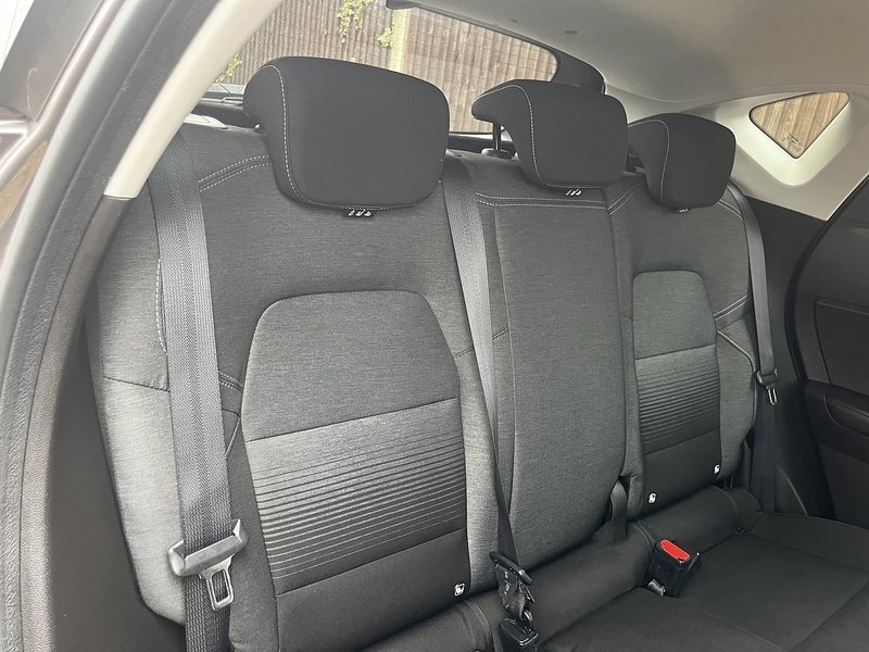 Renault Captur TCe Iconic - U267