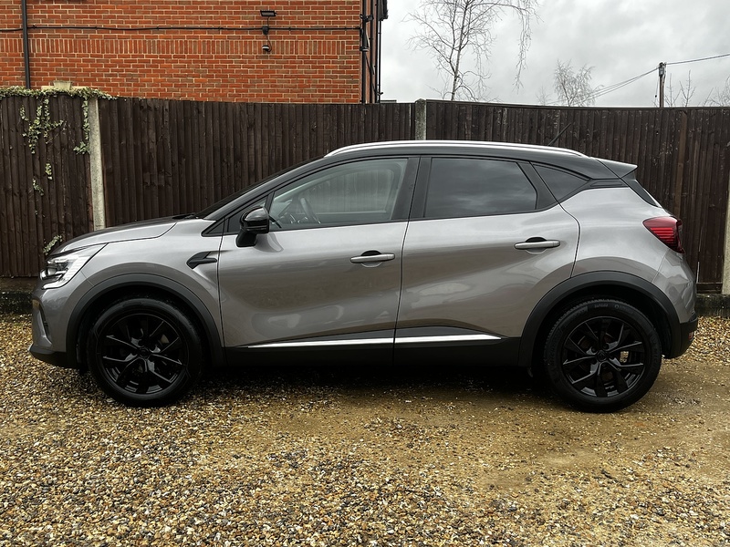 Renault Captur TCe Iconic - U267