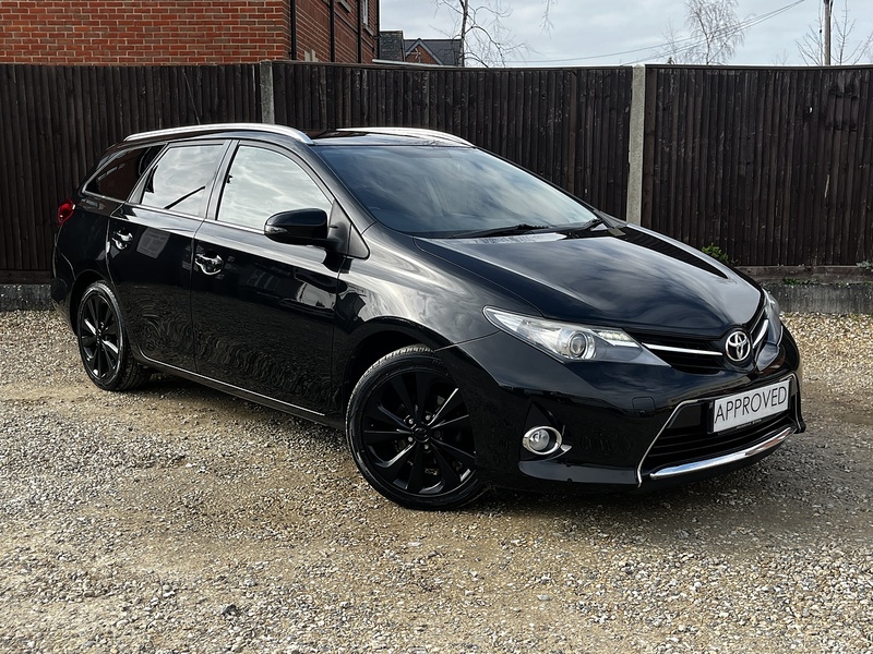 Toyota Auris V-Matic Icon+ - U272