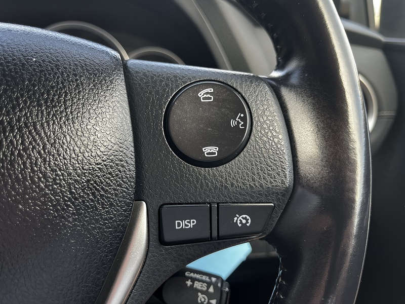 Toyota Auris V-Matic Icon+ - U272