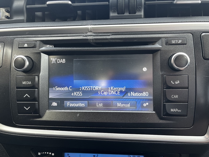 Toyota Auris V-Matic Icon+ - U272