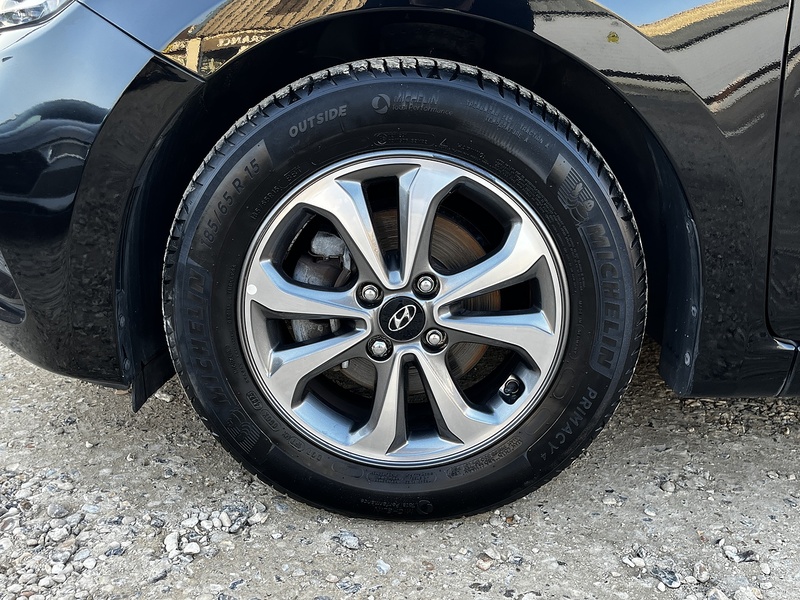 Hyundai i20 SE Launch Edition - U275