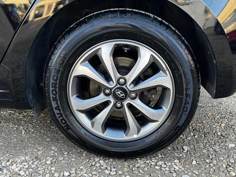 Hyundai i20 SE Launch Edition - U275