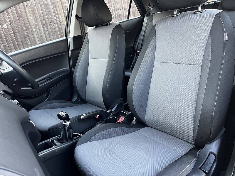 Hyundai i20 SE Launch Edition - U275