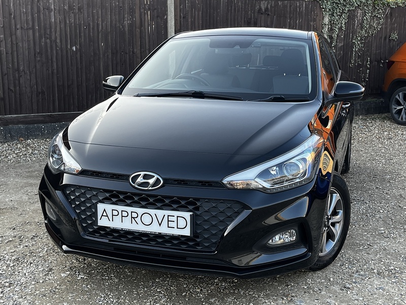 Hyundai i20 SE Launch Edition - U275
