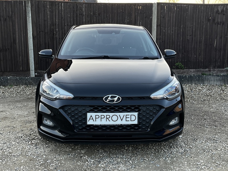 Hyundai i20 SE Launch Edition - U275