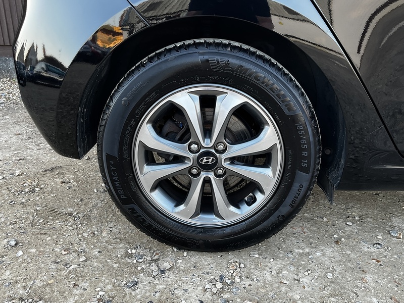 Hyundai i20 SE Launch Edition - U275