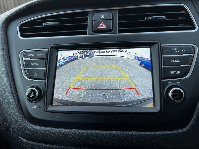 Hyundai i20 SE Launch Edition - U275