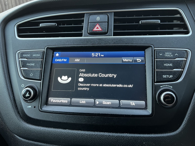 Hyundai i20 SE Launch Edition - U275