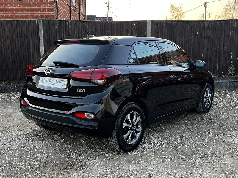 Hyundai i20 SE Launch Edition - U275