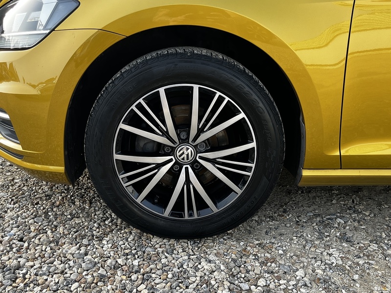 Volkswagen Golf TSI BlueMotion Tech SE - U277