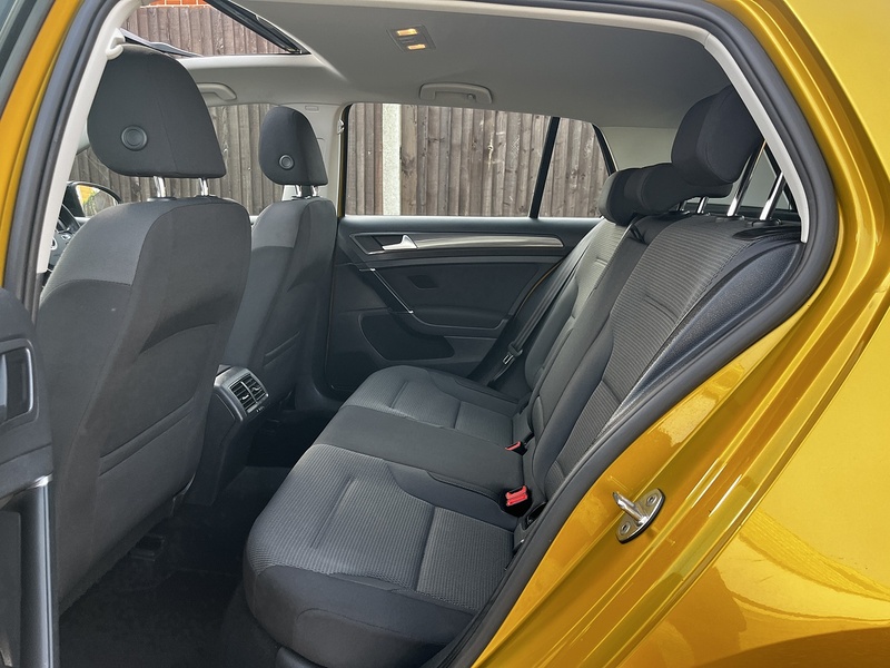 Volkswagen Golf TSI BlueMotion Tech SE - U277