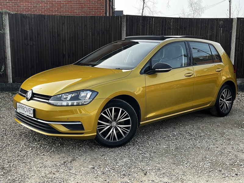 Volkswagen Golf TSI BlueMotion Tech SE - U277