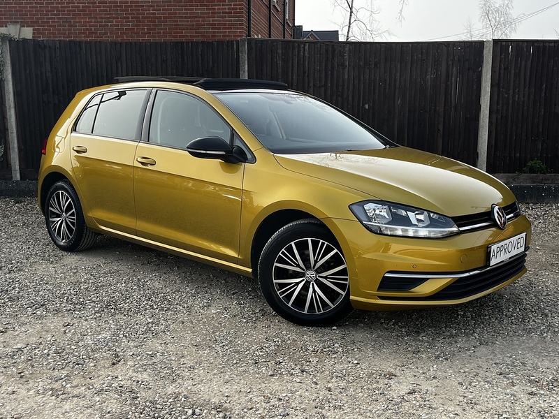Volkswagen Golf TSI BlueMotion Tech SE - U277