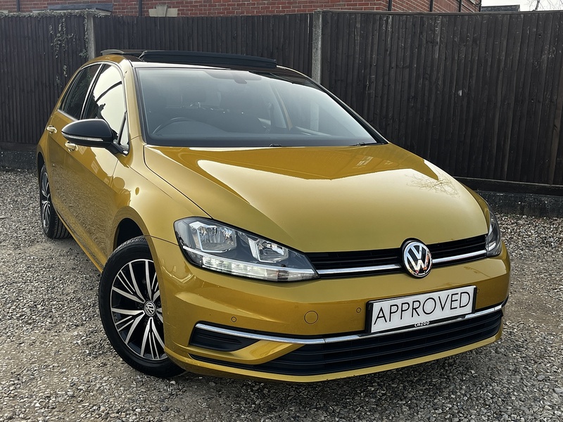 Volkswagen Golf TSI BlueMotion Tech SE - U277