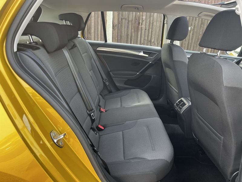 Volkswagen Golf TSI BlueMotion Tech SE - U277