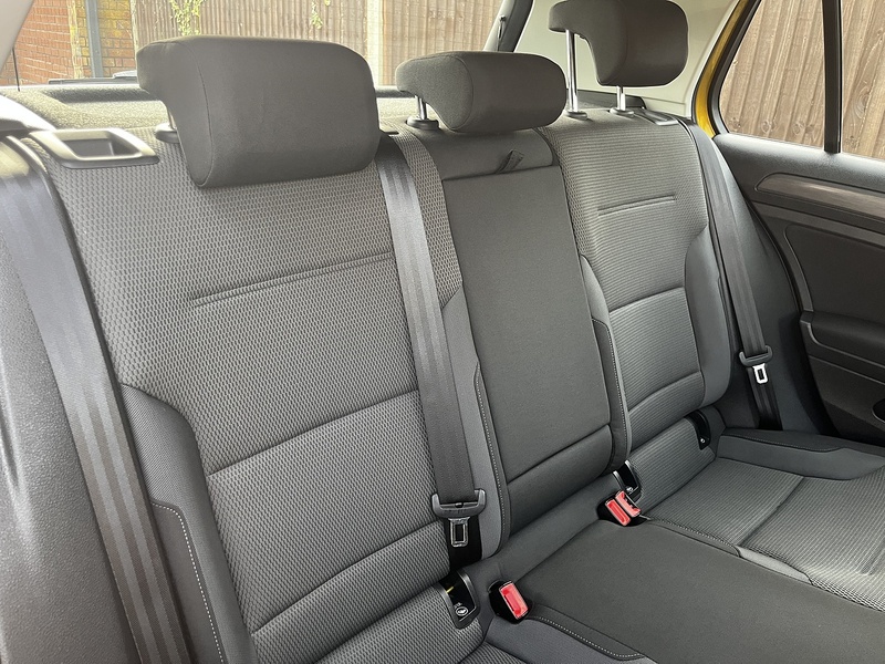 Volkswagen Golf TSI BlueMotion Tech SE - U277