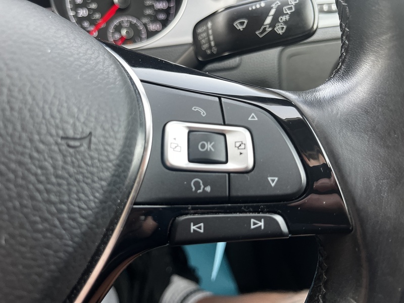 Volkswagen Golf TSI BlueMotion Tech SE - U277