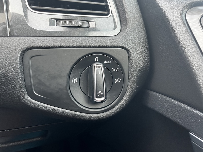 Volkswagen Golf TSI BlueMotion Tech SE - U277