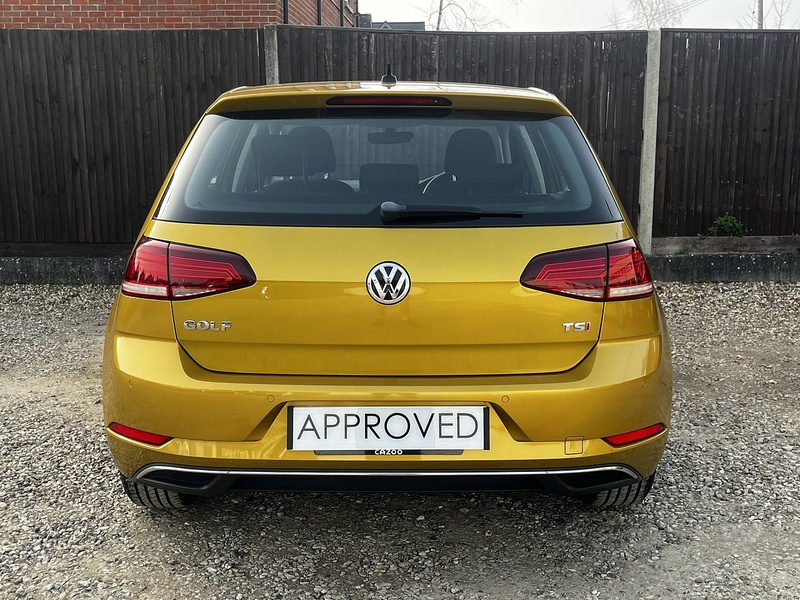 Volkswagen Golf TSI BlueMotion Tech SE - U277