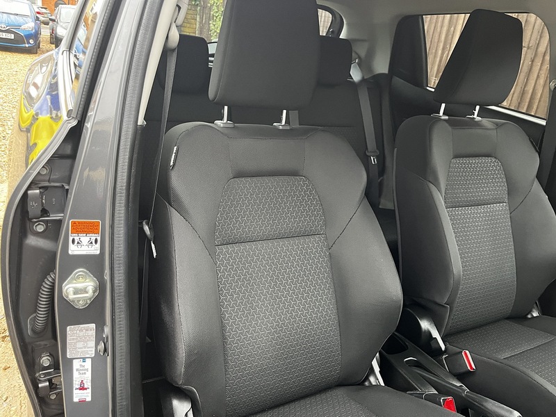 Suzuki Swift Dualjet Attitude - U280