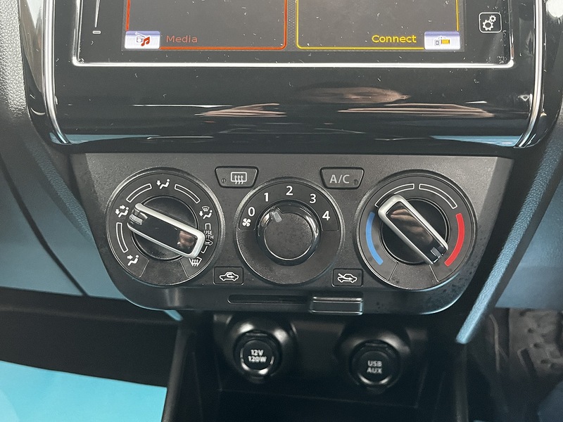 Suzuki Swift Dualjet Attitude - U280