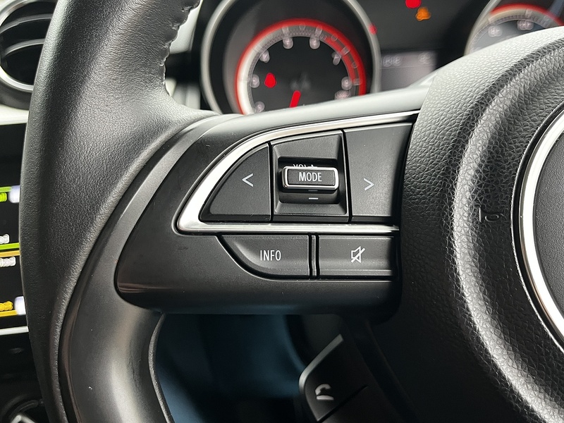 Suzuki Swift Dualjet Attitude - U280