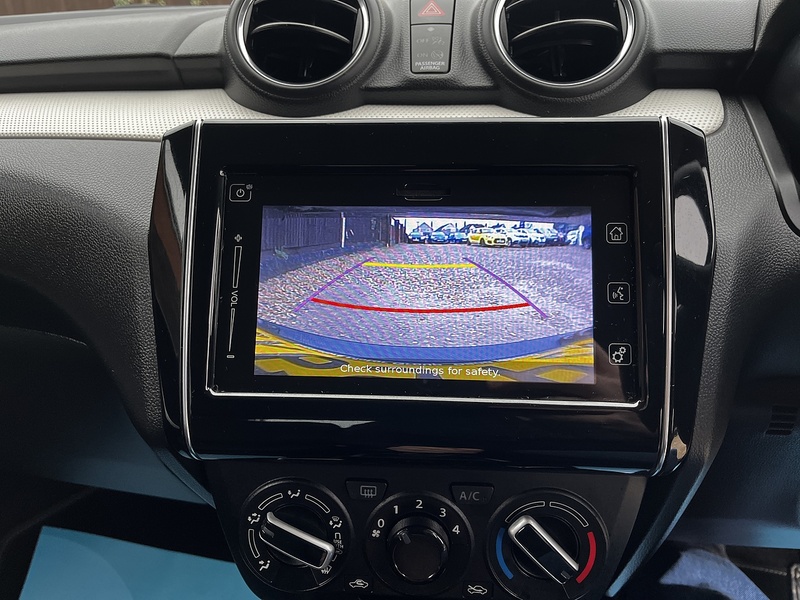 Suzuki Swift Dualjet Attitude - U280