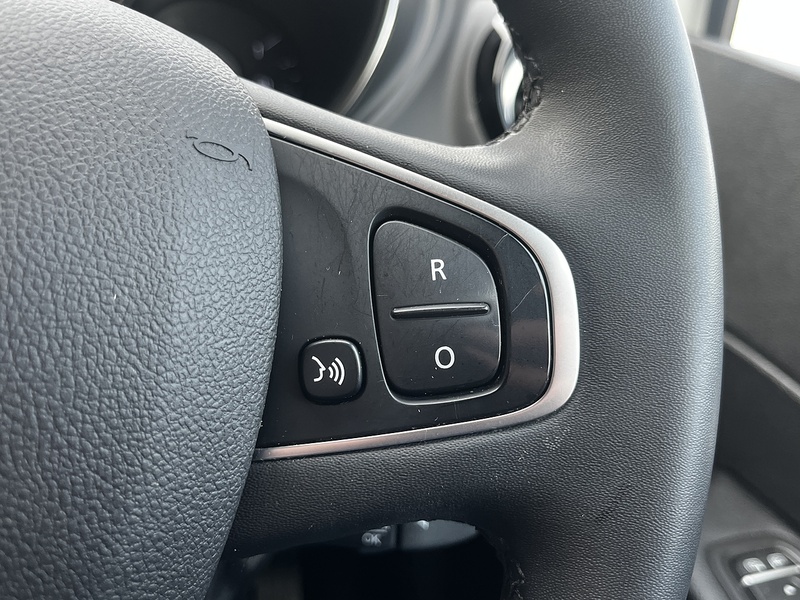 Renault Captur TCe ENERGY Iconic - U281