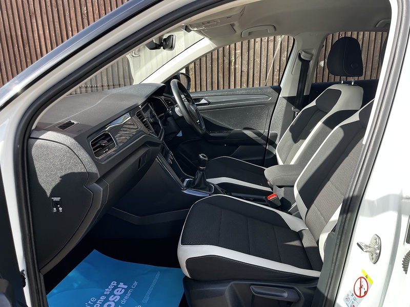 Volkswagen T-Roc TSI EVO SEL - U282