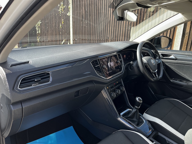 Volkswagen T-Roc TSI EVO SEL - U282