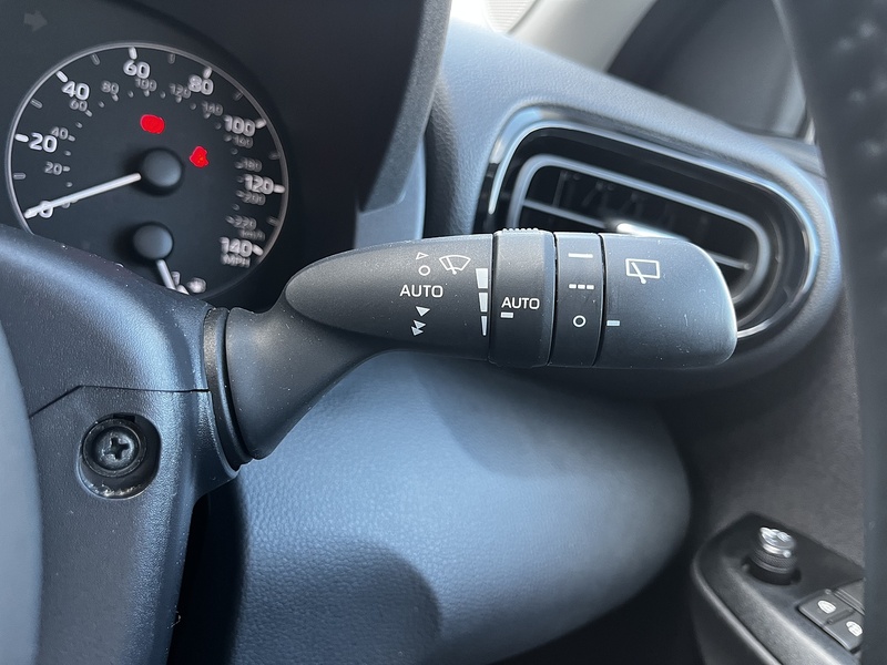 Mazda Mazda2 HYBRID h Agile - U285