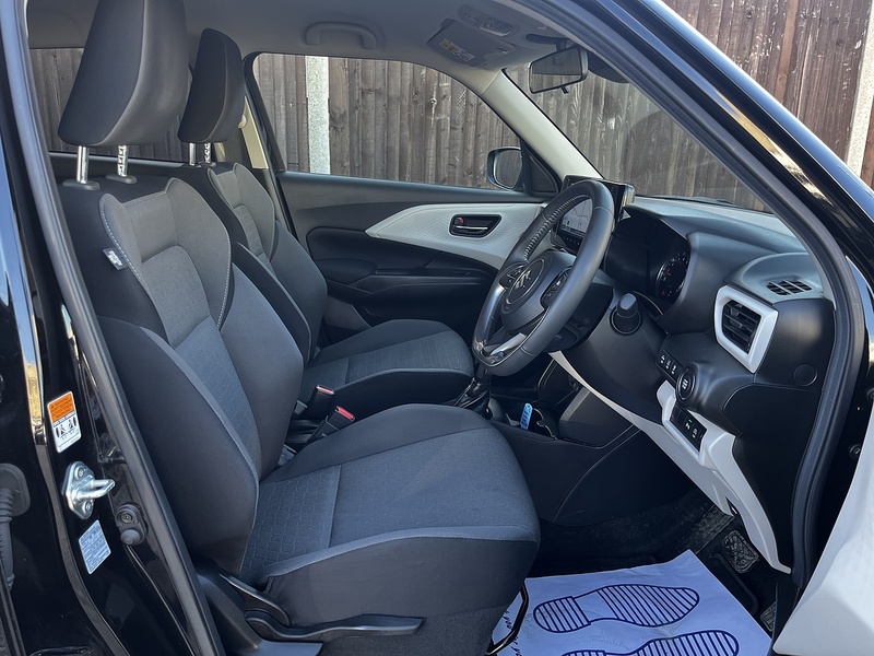 Suzuki Swift MHEV Motion - U294