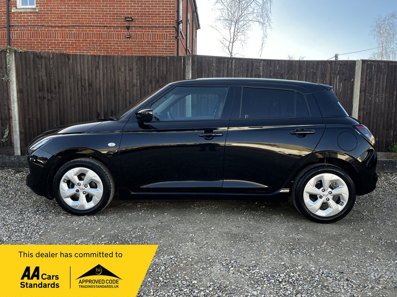 Suzuki Swift MHEV Motion - U294