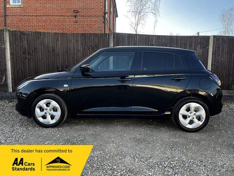 Suzuki Swift 3.0 640d M Sport Saloon 4dr Diesel Auto Euro 6 (s/s) (313 ps)