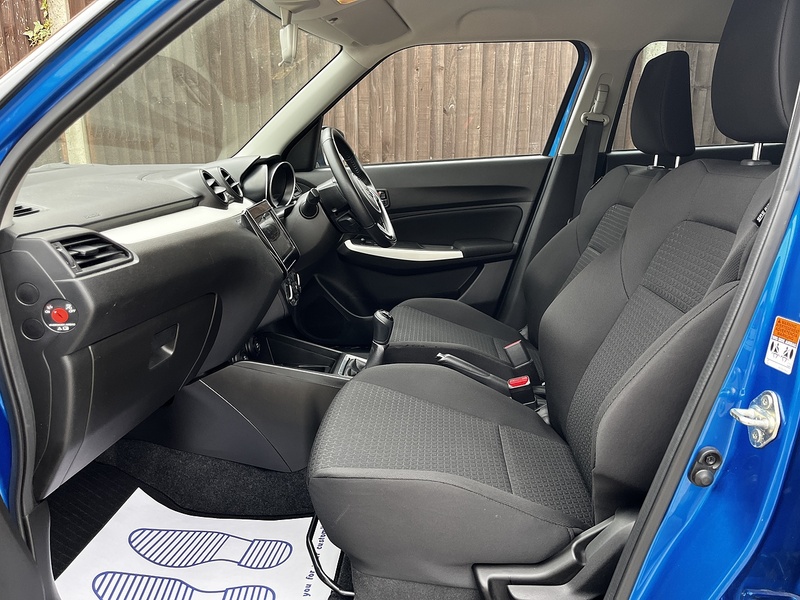 Suzuki Swift Dualjet MHEV SZ-L - U295