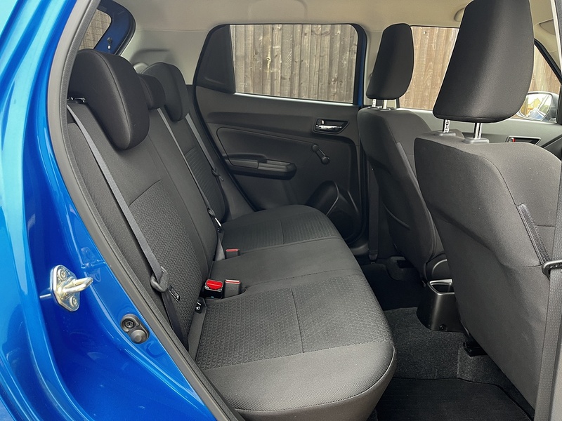 Suzuki Swift Dualjet MHEV SZ-L - U295