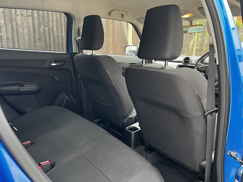 Suzuki Swift Dualjet MHEV SZ-L - U295