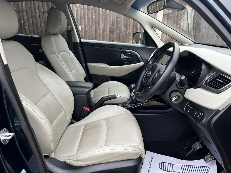Kia Carens CRDi 3 - U297