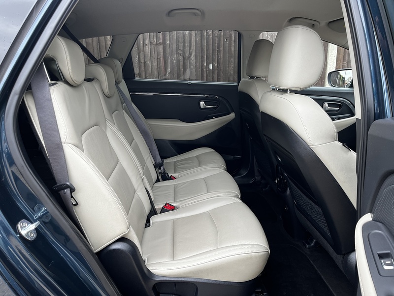 Kia Carens CRDi 3 - U297