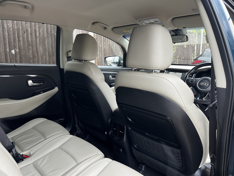 Kia Carens CRDi 3 - U297