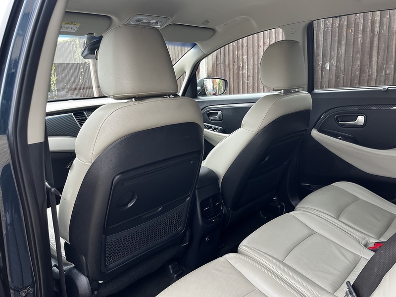 Kia Carens CRDi 3 - U297