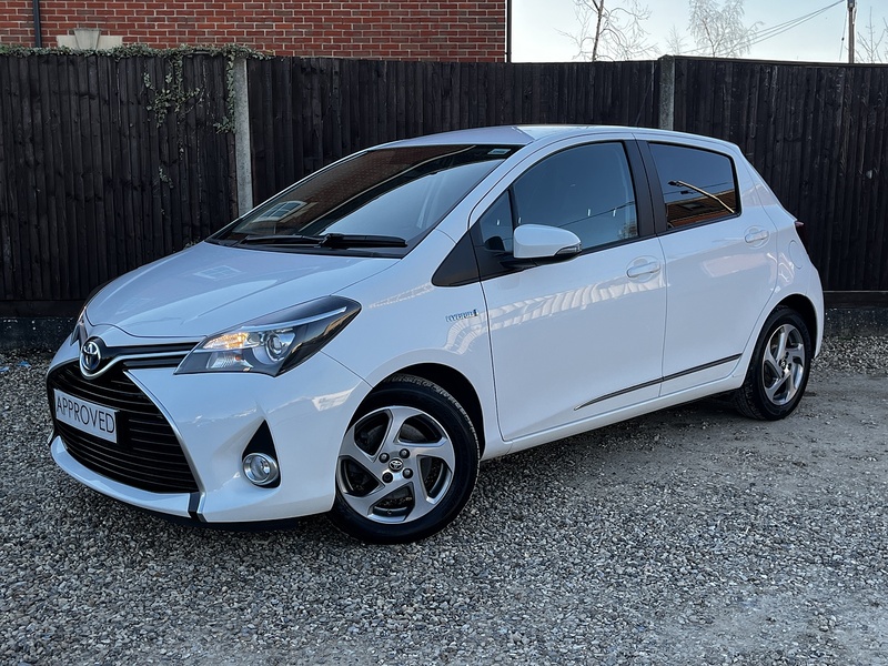 Toyota Yaris VVT-h Icon - U298