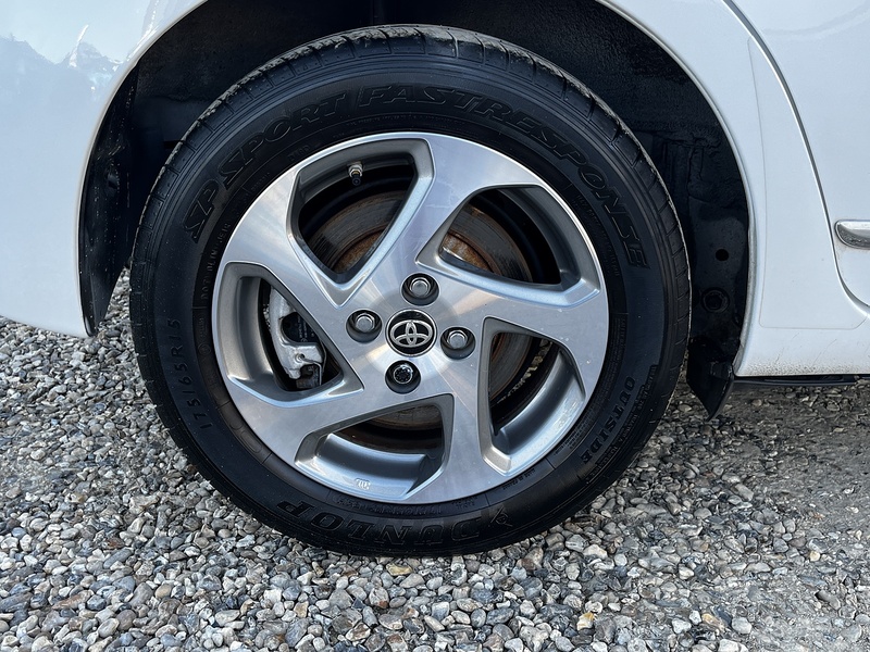 Toyota Yaris VVT-h Icon - U298