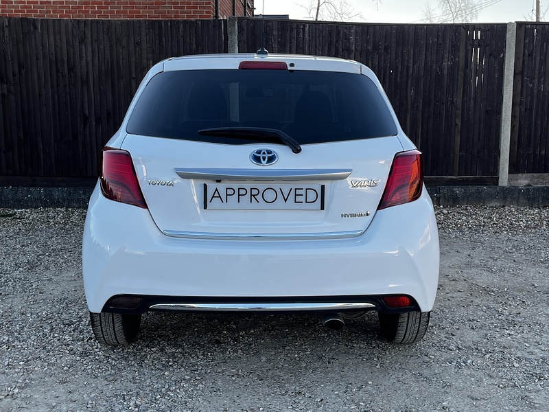 Toyota Yaris VVT-h Icon - U298