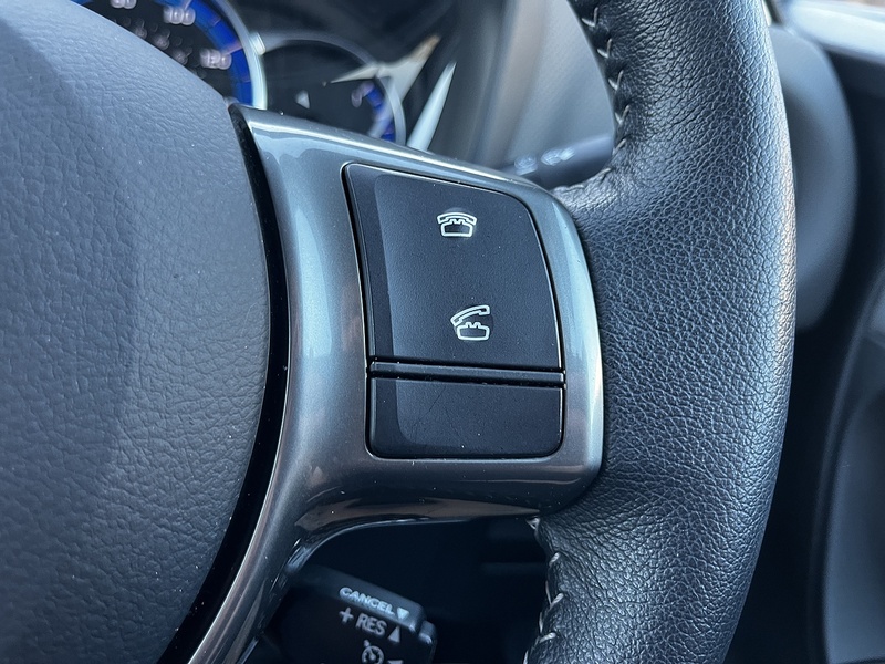Toyota Yaris VVT-h Icon - U298