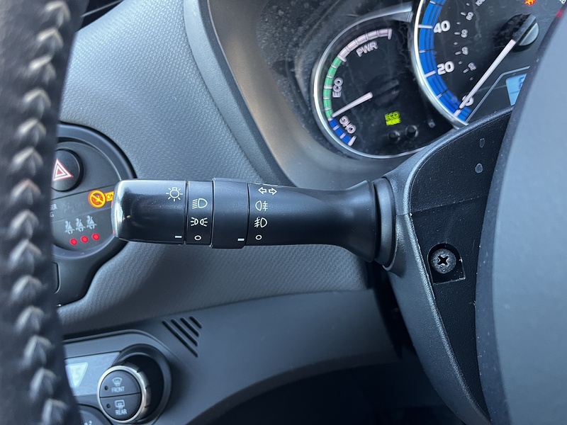 Toyota Yaris VVT-h Icon - U298