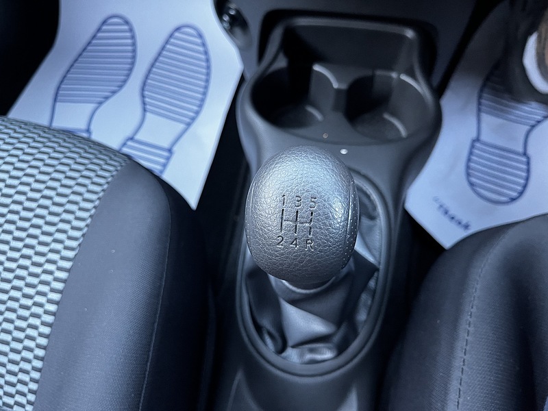 Nissan Micra Vibe - U300